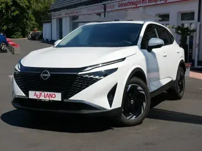 Neu Nissan Qashqai N-Connecta 158 PS (116 kW) 2025 Weiß SUV