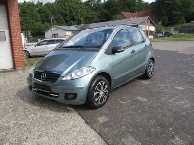 Gebraucht Mercedes A150 Elegance 95 PS (69 kW) 2005 Blau Limousine