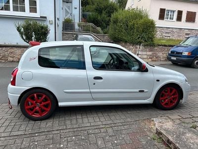 Gebraucht Renault Clio II R.S. 136 PS (100 kW) 2001 Weiß Kleinwagen