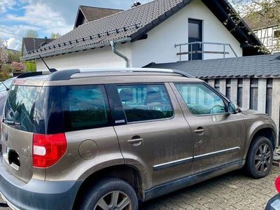 gebraucht Skoda Yeti 2 l Diesel Bj. 2013