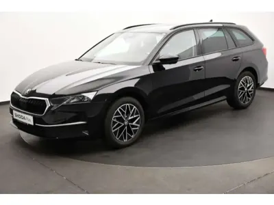 Gebraucht Skoda Octavia Selection 150 PS (110 kW) 2024 Schwarzmagic perleffekt Kombi