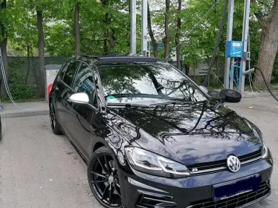 Gebraucht VW Golf VII R 300 PS (220 kW) 2019 Schwarz Kleinwagen