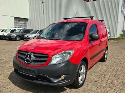 Gebraucht Mercedes Citan 112 114 PS (83 kW) 2015 Rot Van / Kleinbus
