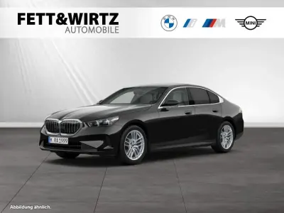 Gebraucht BMW 520 Comfort Edition 197 PS (144 kW) 2025 Saphirschwarz metallic Limousine