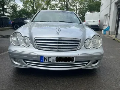 Gebraucht Mercedes C180 Avantgarde 143 PS (105 kW) 2005 Silber Limousine