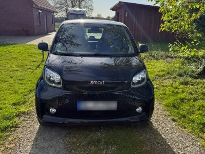 Gebraucht Smart ForTwo Coupé Passion 60 kW (82 PS) 2023 Schwarz Kleinwagen
