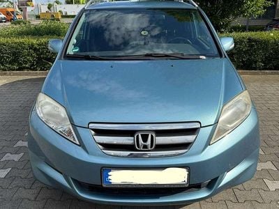 Honda FR-V