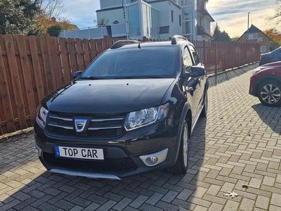 Gebraucht Dacia Sandero Prestige 90 PS (66 kW) 2015 Schwarz Limousine