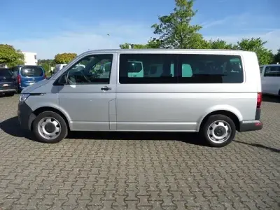 Gebraucht VW T6.1 Comfortline 150 PS (110 kW) 2022 Silber Van