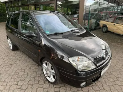 Gebraucht Renault Scénic II Expression 107 PS (78 kW) 2003 Schwarz Van / Kleinbus