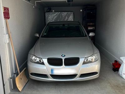 Usata BMW 318 129 CV (94 kW) 2006 Argento Berlina