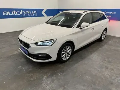 Gebraucht Seat Leon Style 150 PS (110 kW) 2021 Weiß Limousine