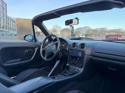 Gebraucht Mazda MX5 110 PS (80 kW) 1998 Blau Cabrio