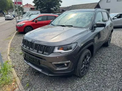 Gebraucht Jeep Compass 241 PS (177 kW) 2020 Grau SUV