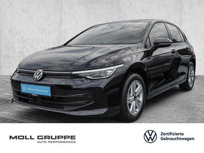 Grenadillschwarz (metallic) Gebraucht 2024 VW Golf Life Limousine | 22.490 € (Guter Preis)