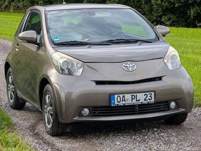 Toyota iQ