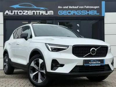 Gebraucht Volvo XC40 Plus 163 PS (119 kW) 2025 Weiß SUV