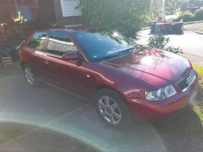 Gebraucht Audi A3 102 PS (75 kW) 2003 Rot Kleinwagen
