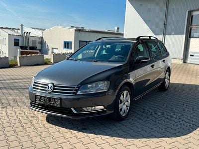 Gebraucht VW Passat 140 PS (102 kW) 2012 Grau Kombi