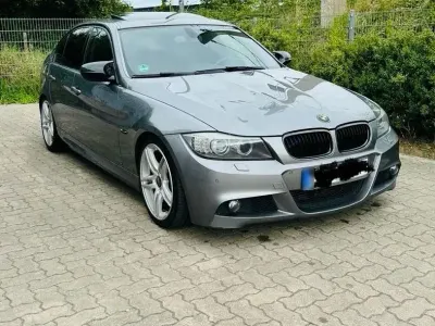Gebraucht BMW 320 M Sport 177 PS (130 kW) 2010 Silber Limousine