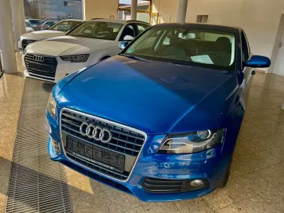 Gebraucht Audi A4 Sport 179 PS (131 kW) 2009 Blau Limousine