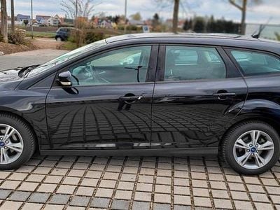 Gebraucht Ford Focus SYNC Edition 101 PS (74 kW) 2014 Schwarz Kombi
