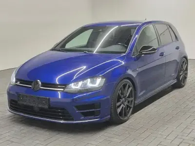 Begagnad VW Golf VII R 300 HK (220 kW) 2016 Blå Sedan