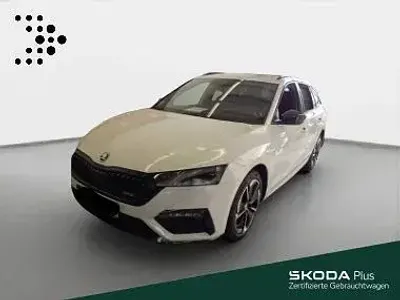 Gebraucht Skoda Octavia RS 245 PS (180 kW) 2023 Moonweiss metallic Kombi
