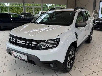 Gebraucht Dacia Duster Journey 150 PS (110 kW) 2023 Weiß SUV