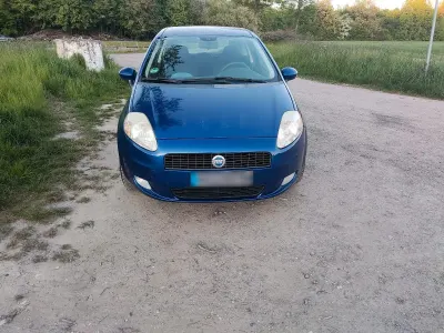 Usata Fiat Punto 77 CV (56 kW) 2006 Blu Utilitaria