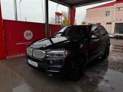 BMW X5 M50