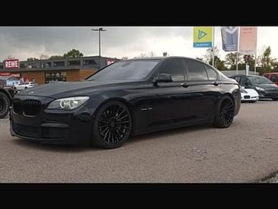 Gebraucht BMW 750 408 PS (300 kW) 2011 Schwarz Limousine