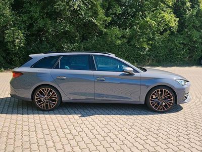 Grau Gebraucht 2023 Cupra Leon VZ3 Kombi | 29.500 € (Guter Preis)