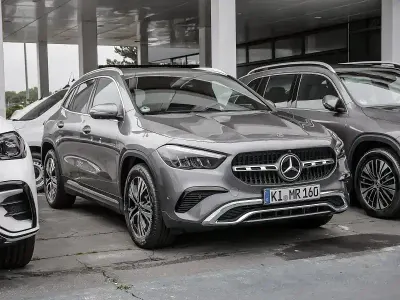 Usata Mercedes GLA200 Progressive 163 CV (119 kW) 2025 Grigio SUV