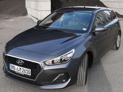 Gebraucht Hyundai i30 120 PS (88 kW) 2020 Grau Kombi