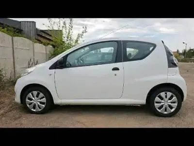 Gebraucht Citroën C1 Style 68 PS (50 kW) 2011 Weiß Kleinwagen