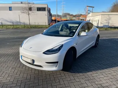 Usado Tesla Model 3 Standard Range Plus 239 kW (325 CV) 2020 Blanco Berlina