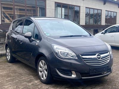 Gebraucht Opel Meriva Innovation 140 PS (102 kW) 2016 Grau Van / Kleinbus