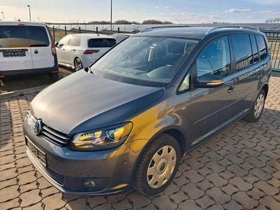 Gebraucht VW Touran Cup 105 PS (77 kW) 2014 Grau Van / Kleinbus