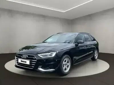 Usado Audi A4 Advanced 136 HP (100 kW) 2023 Preto Carrinha