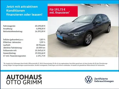 Gebraucht VW Golf VIII Life 131 PS (96 kW) 2023 Grau Limousine