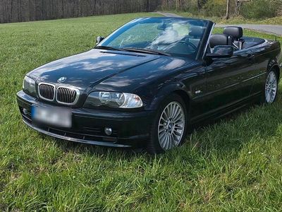Gebraucht BMW 320 170 PS (125 kW) 2001 Schwarz Cabrio