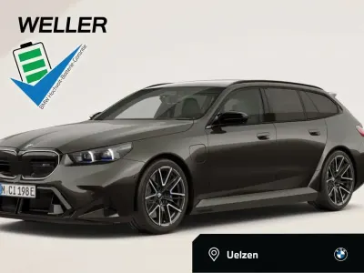 Neu BMW M5 M Sport 727 PS (534 kW) 2026 Saphirschwarz (schwarz) Kombi