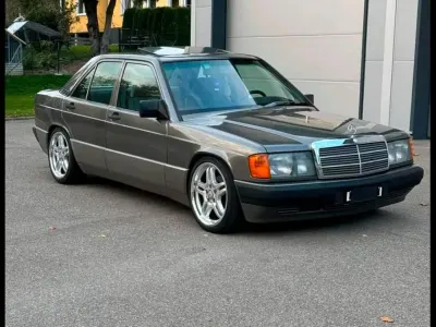 Gebraucht Mercedes 190 118 PS (86 kW) 1989 Limousine