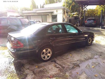 Mercedes E220