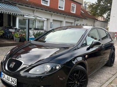 gebraucht Seat Leon 2.0 TDI DPF