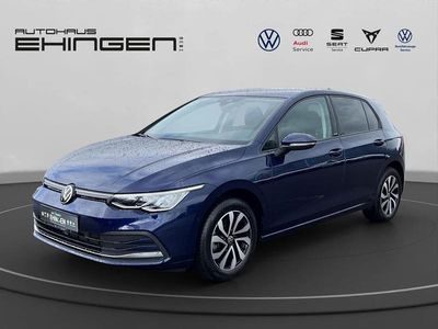 Usata VW Golf VIII Active 110 CV (80 kW) 2022 Blu Berlina