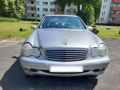 Mercedes C220