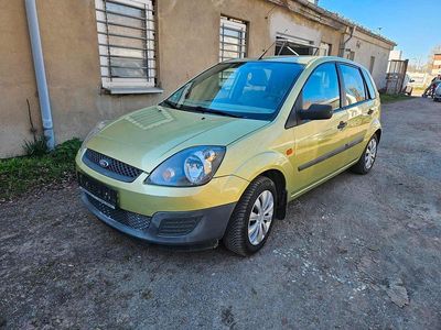 Gebraucht Ford Fiesta 80 PS (58 kW) 2006 Grün Kleinwagen