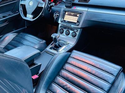 Second-hand VW Passat R-line 170 CP (125 kW) 2008 Negru Break